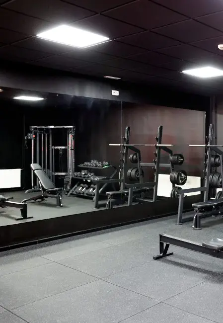 Gimnasio residencia universitaria lugo