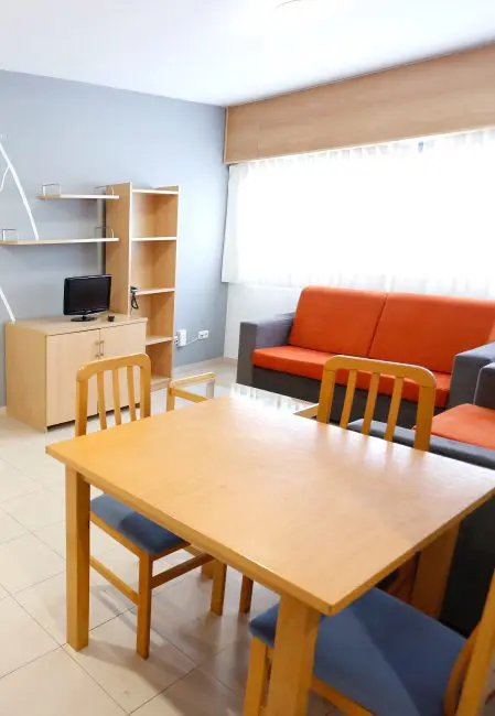 Sala de estar apartamento universitario Lugo