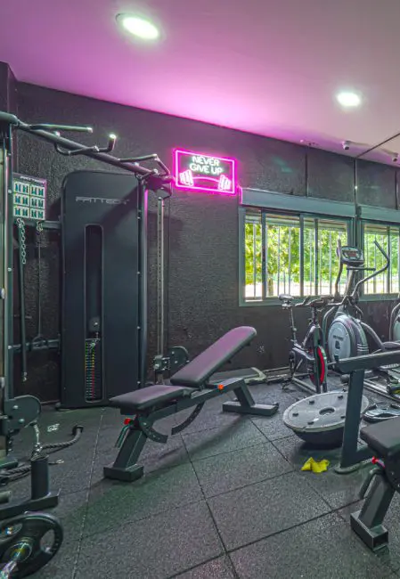 Gimnasio residencia universitaria logroño