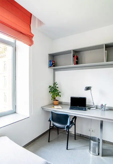 Habitación doble residencia en Burgos