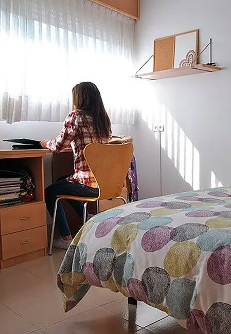 Habitación individual residencia universitaria en Lugo