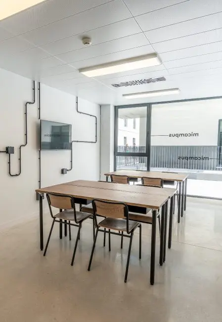 Sala de estudio residencia Alicante