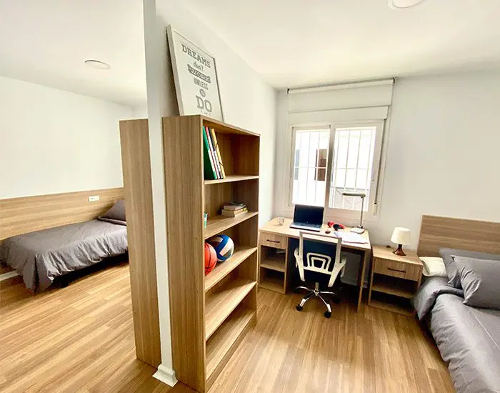 Visita las habitaciones residencia en Málaga