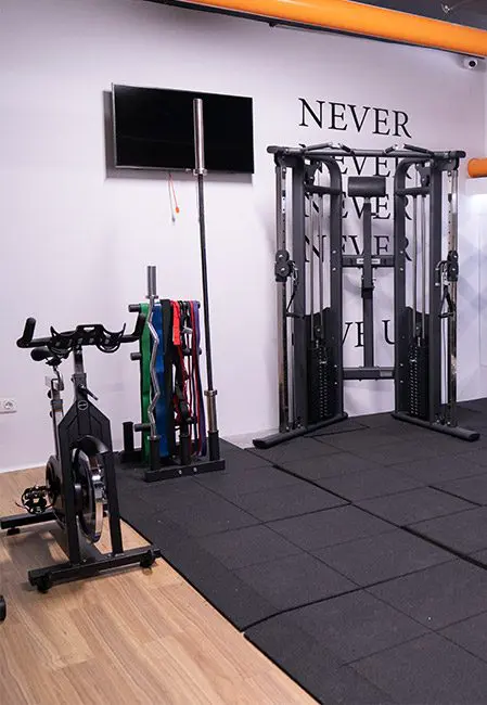 Gimnasio residencia universitaria en Burjassot