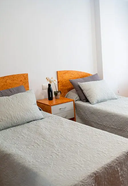 Habitación doble residencia univiersitaria en Burjassot