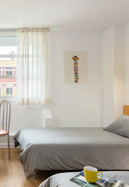 Habitación doble residencia universitaria en Sevilla UPO