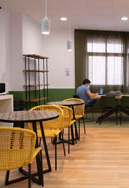 Cafetería residencia universitaria en Burjassot